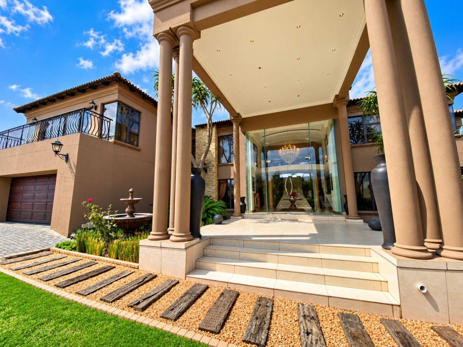 5 Bedroom Property for Sale in Aspen Hills Gauteng