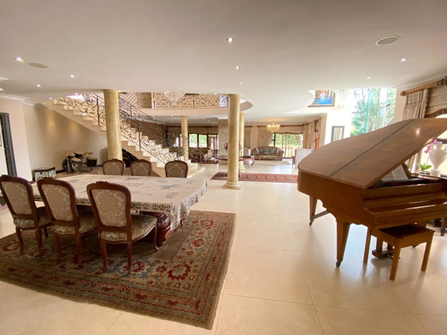 5 Bedroom Property for Sale in Aspen Hills Gauteng