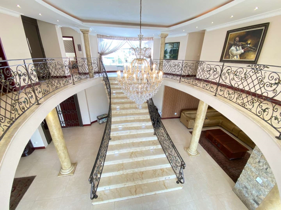 5 Bedroom Property for Sale in Aspen Hills Gauteng