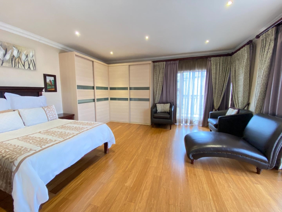 5 Bedroom Property for Sale in Aspen Hills Gauteng