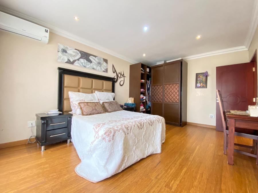 5 Bedroom Property for Sale in Aspen Hills Gauteng