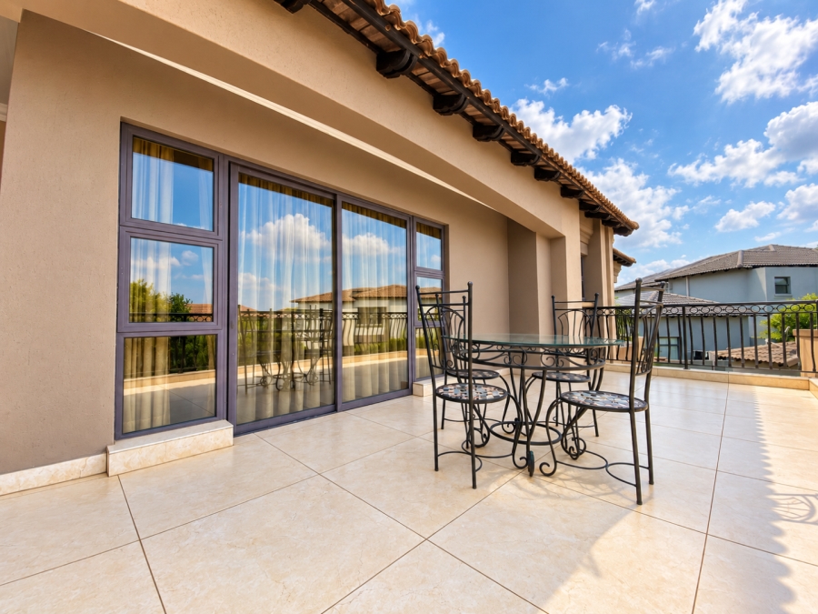 5 Bedroom Property for Sale in Aspen Hills Gauteng