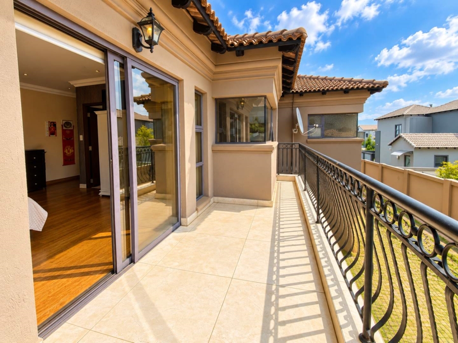 5 Bedroom Property for Sale in Aspen Hills Gauteng