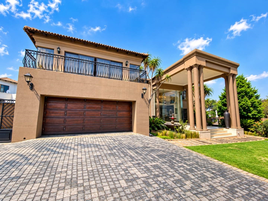 5 Bedroom Property for Sale in Aspen Hills Gauteng