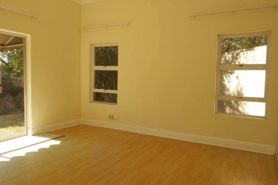 To Let 4 Bedroom Property for Rent in Dainfern Golf Estate Gauteng