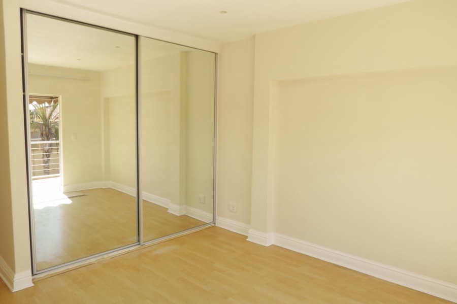 To Let 4 Bedroom Property for Rent in Dainfern Golf Estate Gauteng