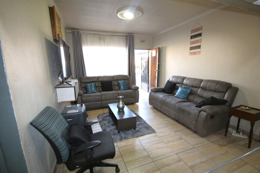 3 Bedroom Property for Sale in Actonville Gauteng