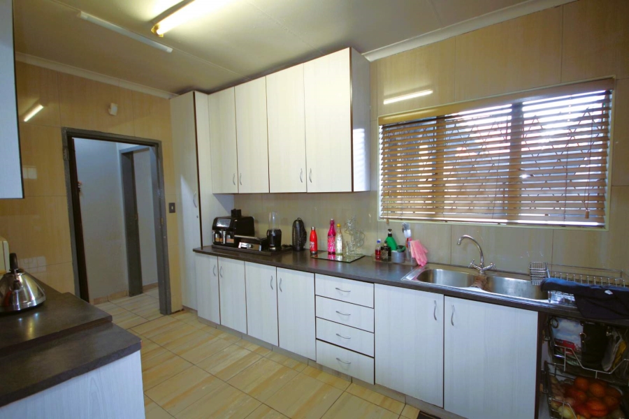 3 Bedroom Property for Sale in Actonville Gauteng