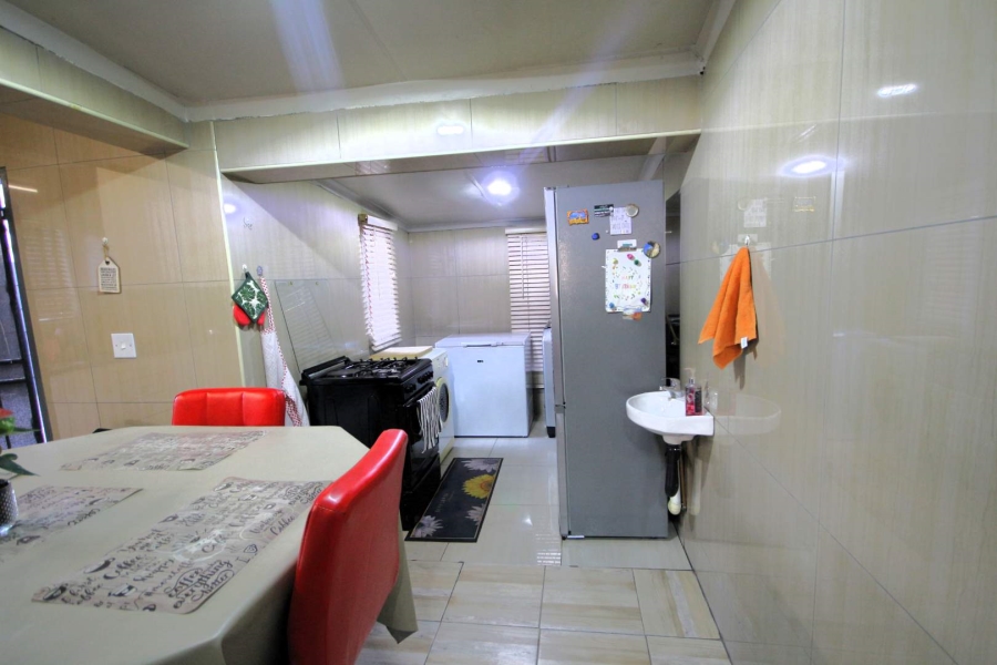 3 Bedroom Property for Sale in Actonville Gauteng
