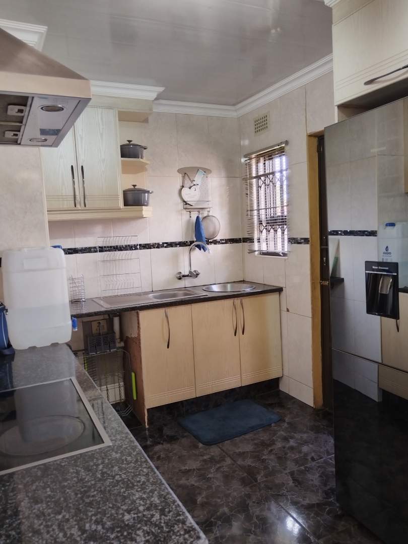 3 Bedroom Property for Sale in Bakerton Gauteng