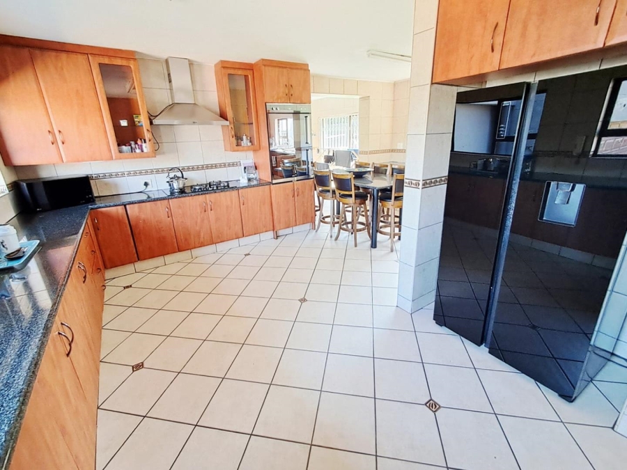 5 Bedroom Property for Sale in Albemarle Ext 2 Gauteng