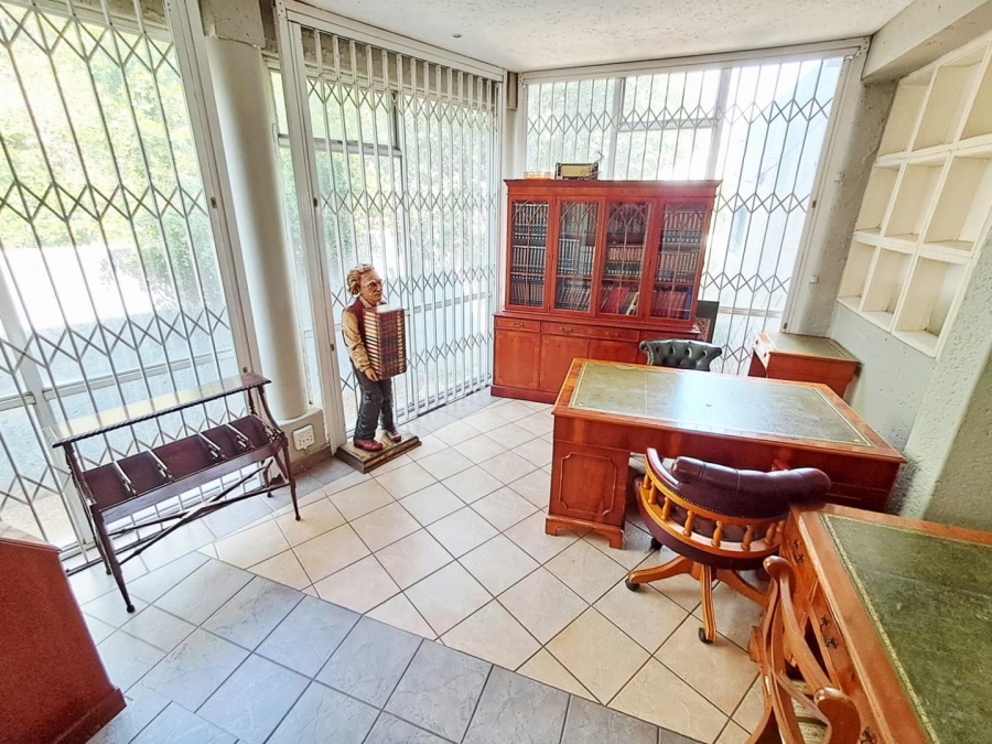 5 Bedroom Property for Sale in Albemarle Ext 2 Gauteng