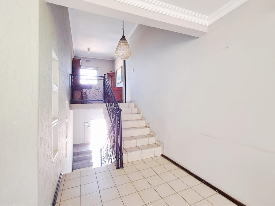 5 Bedroom Property for Sale in Albemarle Ext 2 Gauteng
