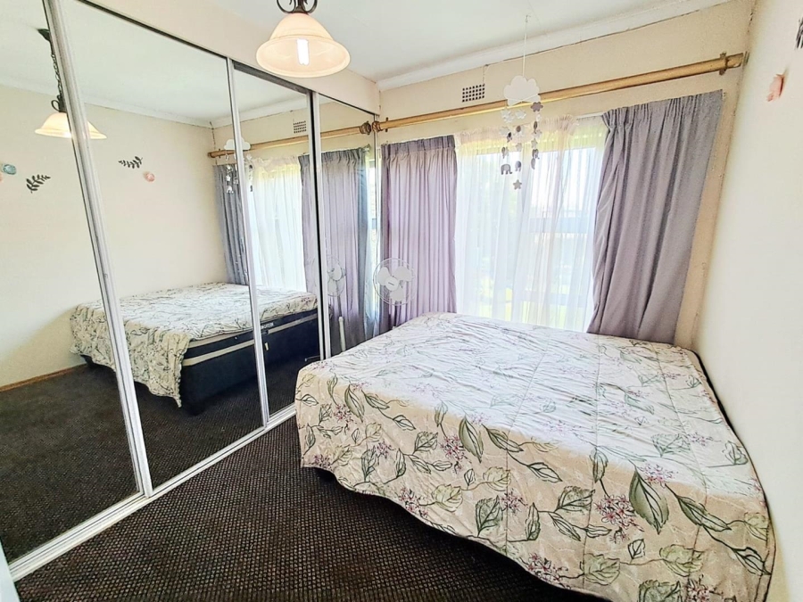 5 Bedroom Property for Sale in Albemarle Ext 2 Gauteng