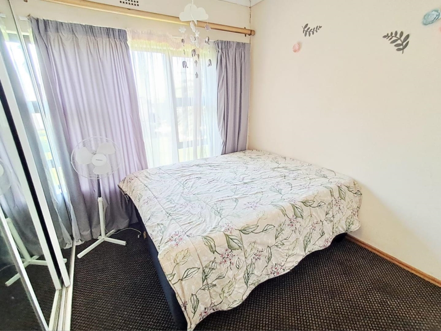 5 Bedroom Property for Sale in Albemarle Ext 2 Gauteng