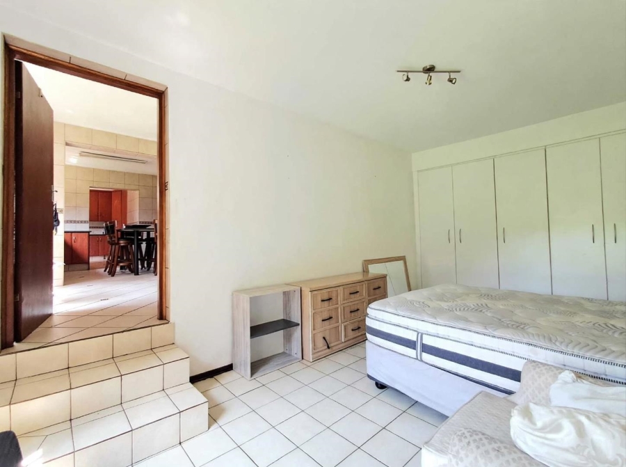 5 Bedroom Property for Sale in Albemarle Ext 2 Gauteng