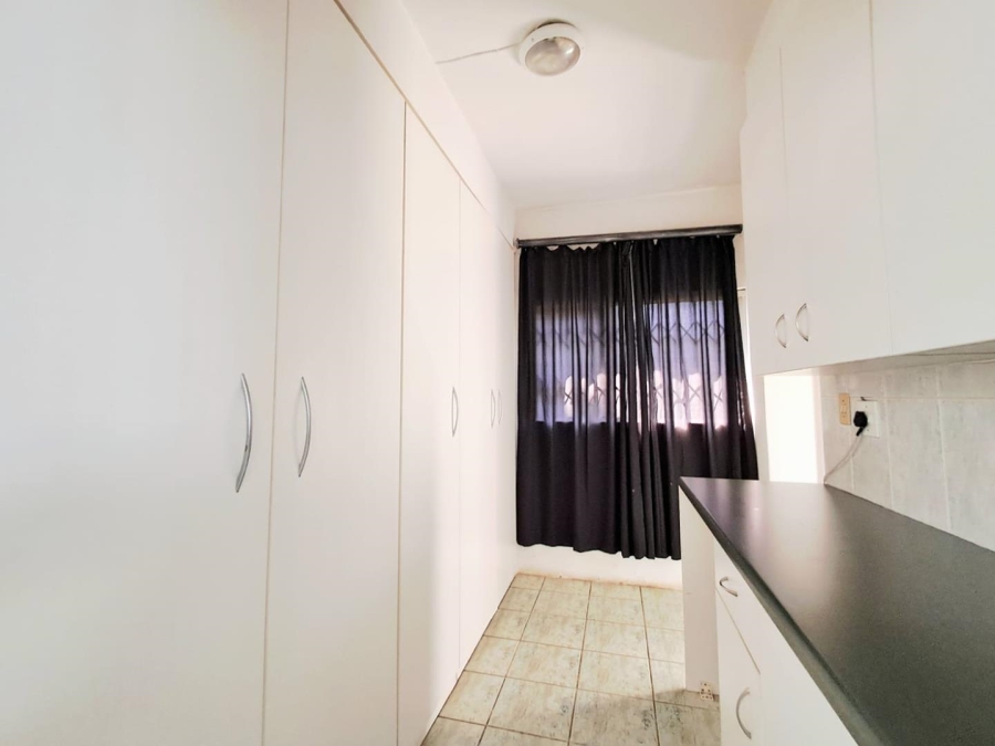 5 Bedroom Property for Sale in Albemarle Ext 2 Gauteng