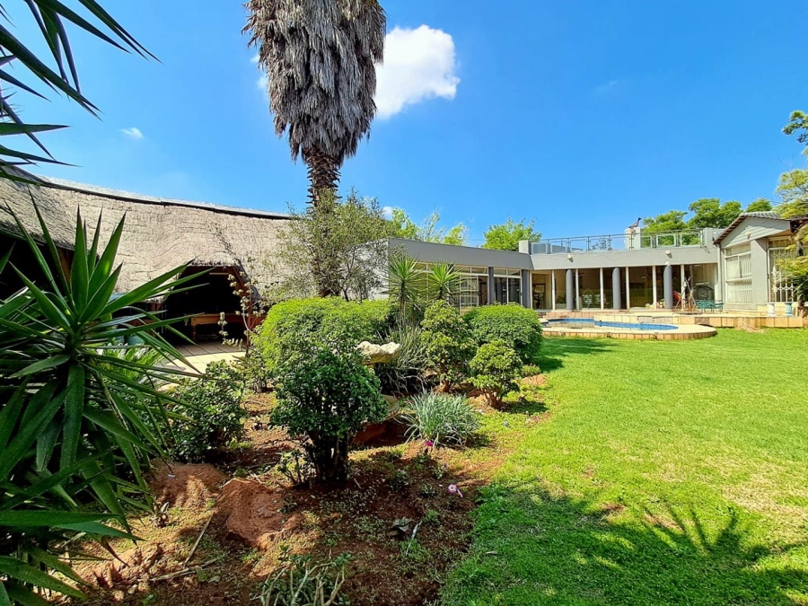 5 Bedroom Property for Sale in Albemarle Ext 2 Gauteng
