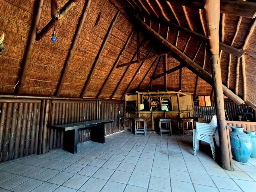 5 Bedroom Property for Sale in Albemarle Ext 2 Gauteng