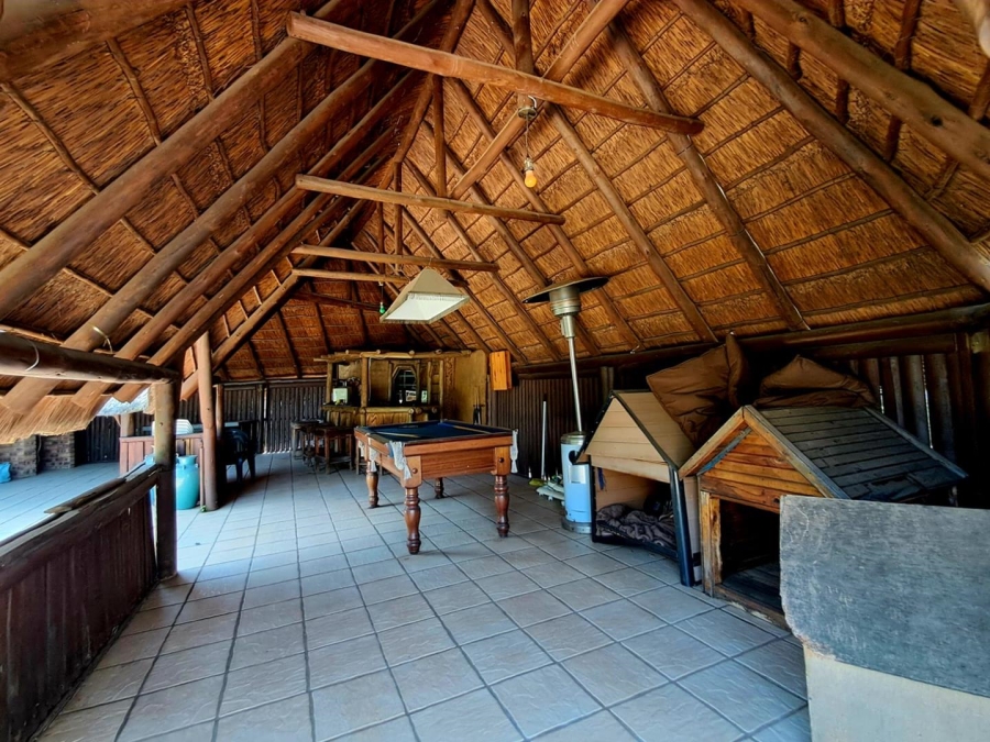 5 Bedroom Property for Sale in Albemarle Ext 2 Gauteng
