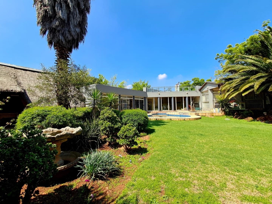 5 Bedroom Property for Sale in Albemarle Ext 2 Gauteng