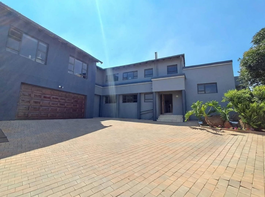 5 Bedroom Property for Sale in Albemarle Ext 2 Gauteng