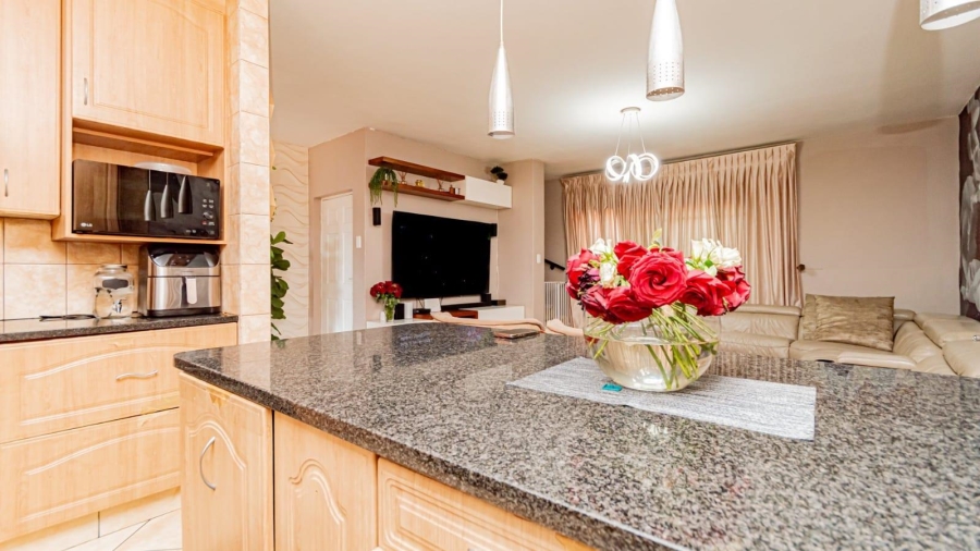3 Bedroom Property for Sale in Elandshaven Gauteng