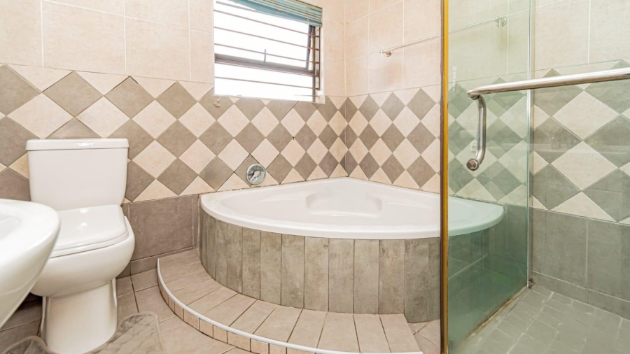 3 Bedroom Property for Sale in Elandshaven Gauteng