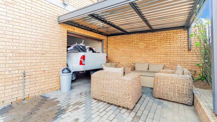 3 Bedroom Property for Sale in Elandshaven Gauteng