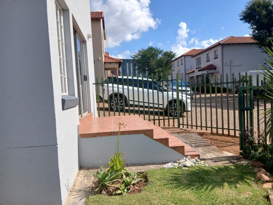 3 Bedroom Property for Sale in Elandspark Gauteng