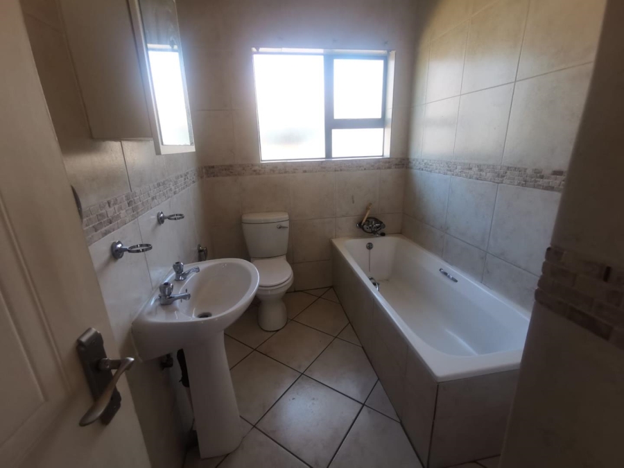 To Let 1 Bedroom Property for Rent in Albertsdal Gauteng
