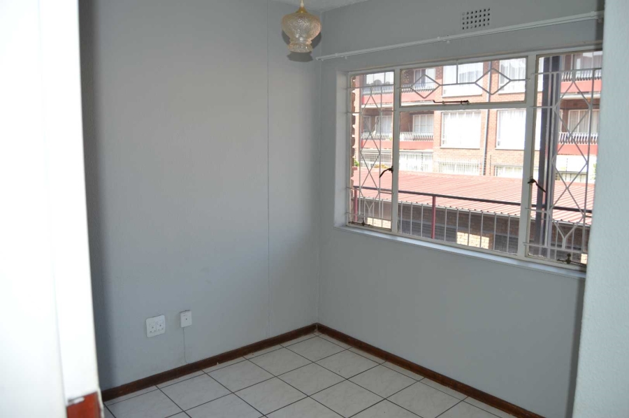2 Bedroom Property for Sale in New Redruth Gauteng