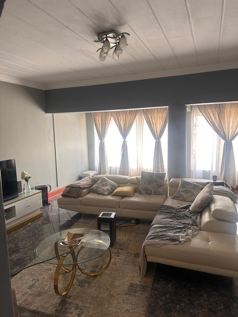 To Let 2 Bedroom Property for Rent in Naturena Gauteng