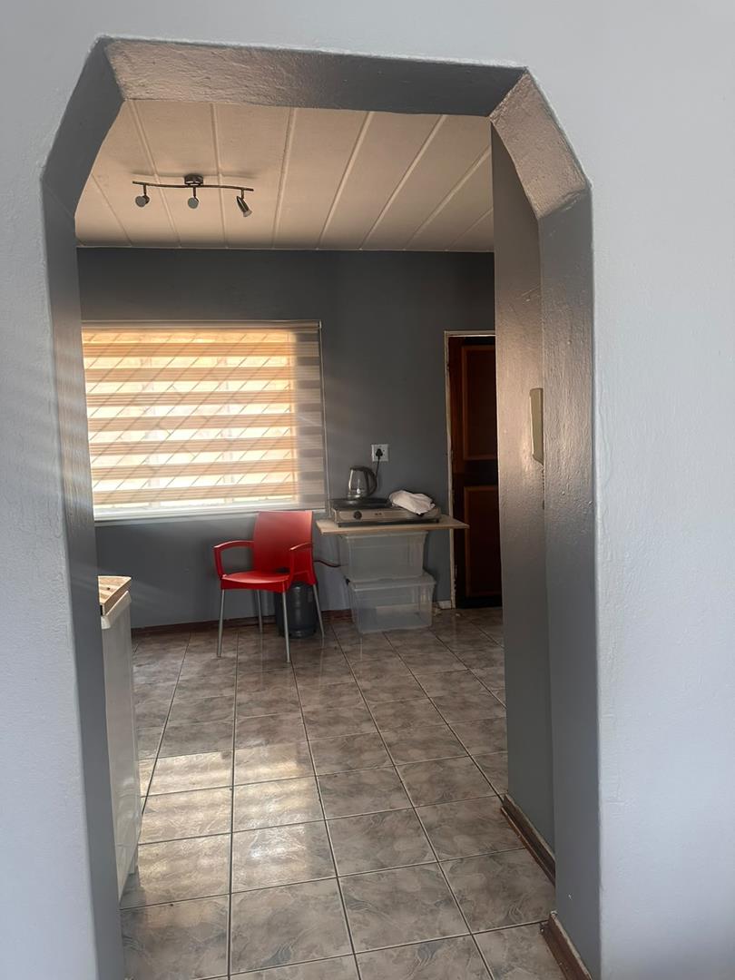 To Let 2 Bedroom Property for Rent in Naturena Gauteng