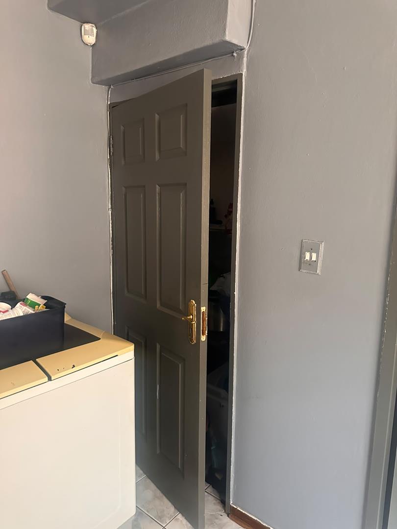 To Let 2 Bedroom Property for Rent in Naturena Gauteng