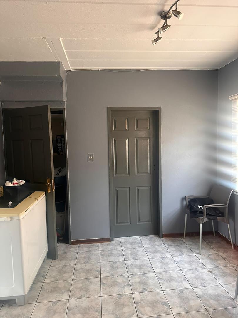 To Let 2 Bedroom Property for Rent in Naturena Gauteng
