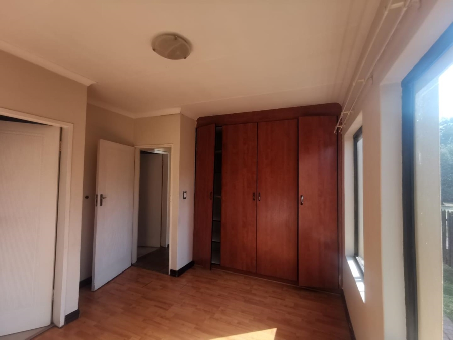 3 Bedroom Property for Sale in Albertsdal Gauteng