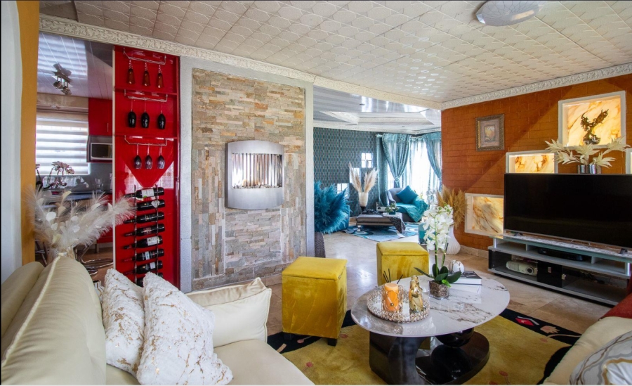 4 Bedroom Property for Sale in Alveda Park Gauteng