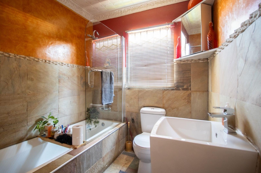 4 Bedroom Property for Sale in Alveda Park Gauteng
