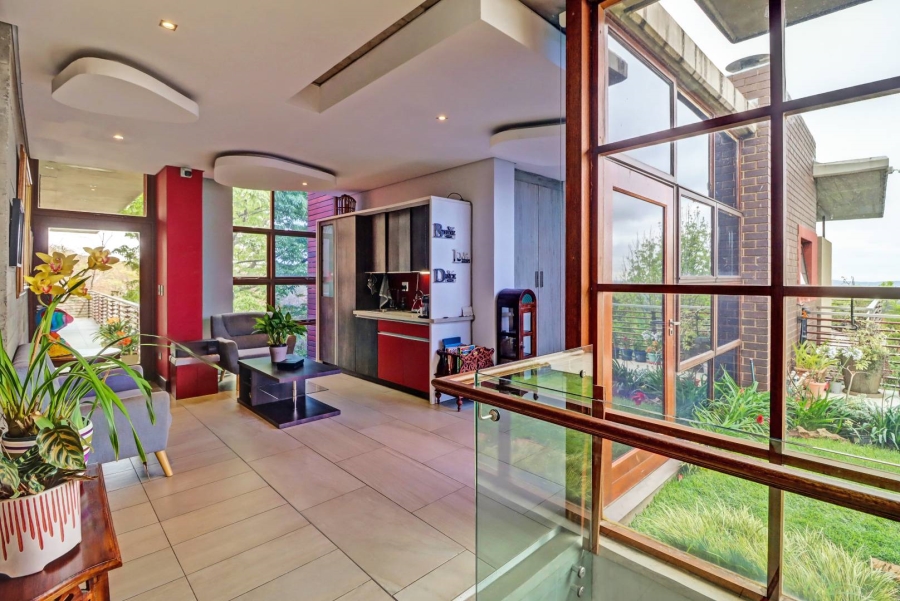 4 Bedroom Property for Sale in Wapadrand Gauteng