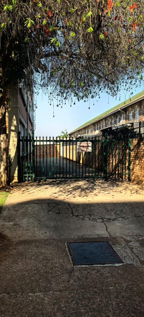 2 Bedroom Property for Sale in Pretoria North Gauteng