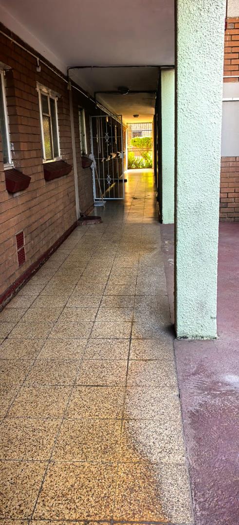2 Bedroom Property for Sale in Pretoria North Gauteng