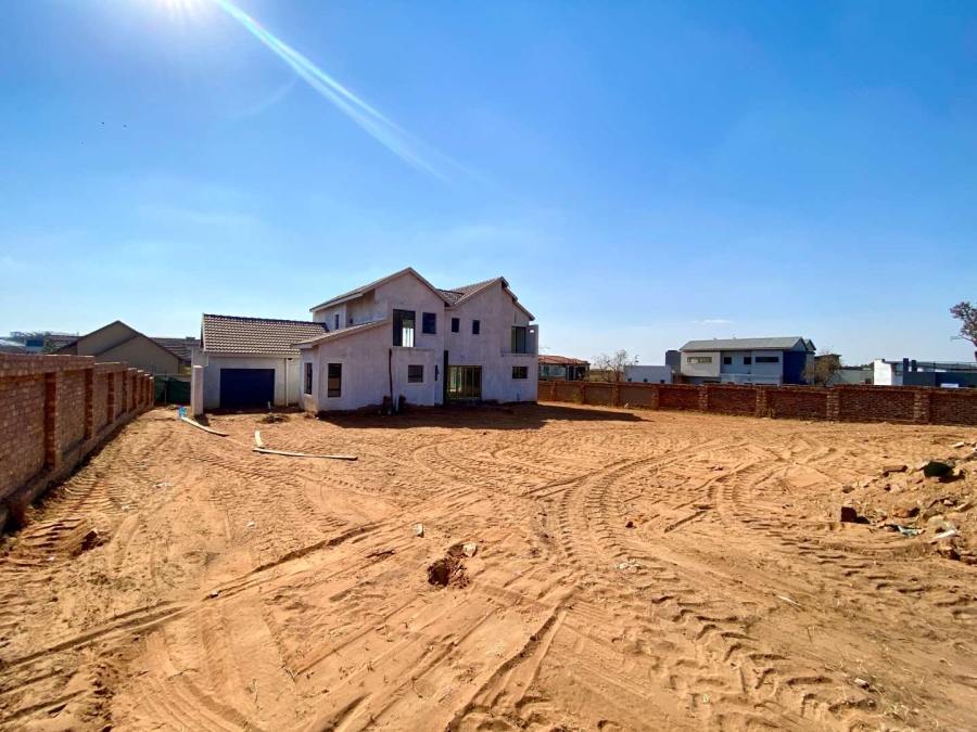 5 Bedroom Property for Sale in Kameeldrift East Gauteng