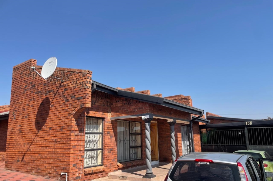 To Let 3 Bedroom Property for Rent in Soshanguve AA Gauteng
