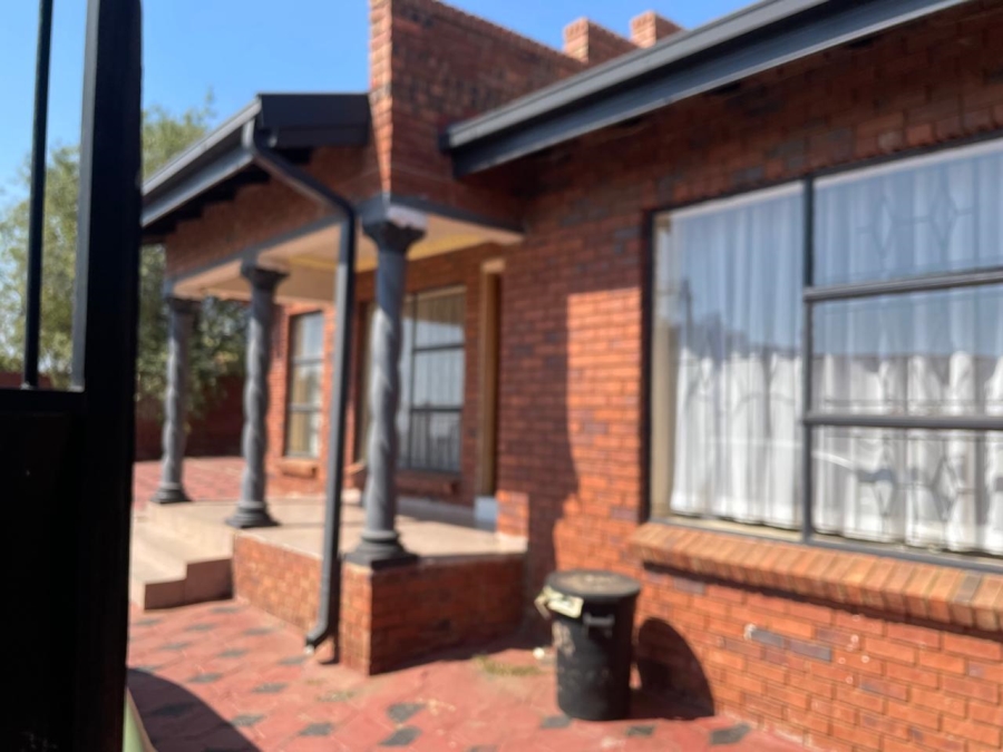 To Let 3 Bedroom Property for Rent in Soshanguve AA Gauteng