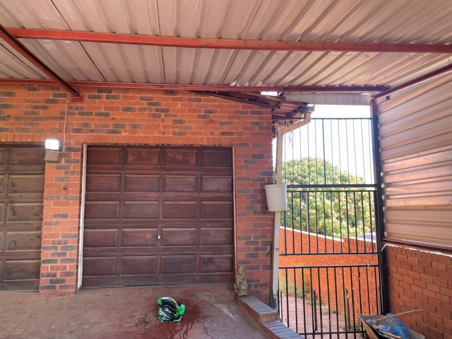To Let 3 Bedroom Property for Rent in Soshanguve AA Gauteng