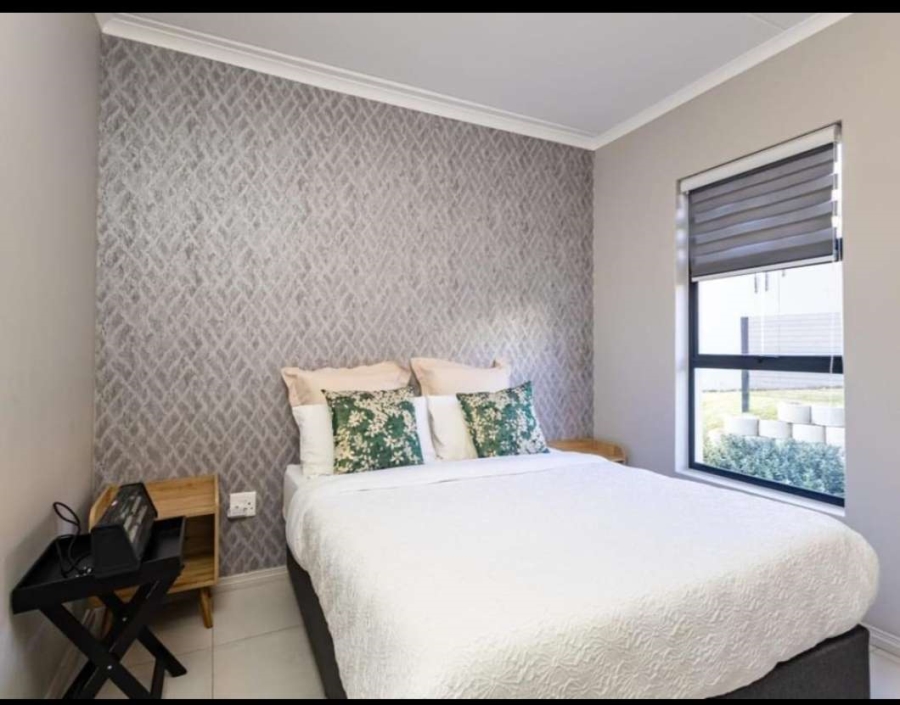 1 Bedroom Property for Sale in Midridge Park Gauteng