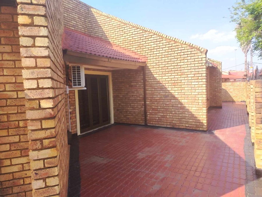 3 Bedroom Property for Sale in Atteridgeville Gauteng
