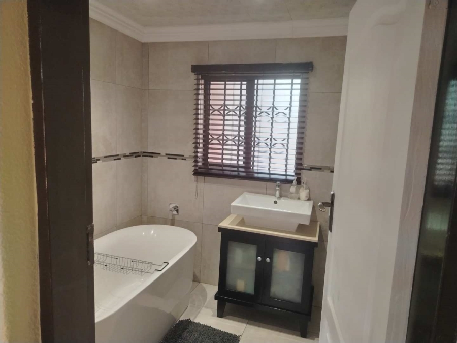 3 Bedroom Property for Sale in Atteridgeville Gauteng