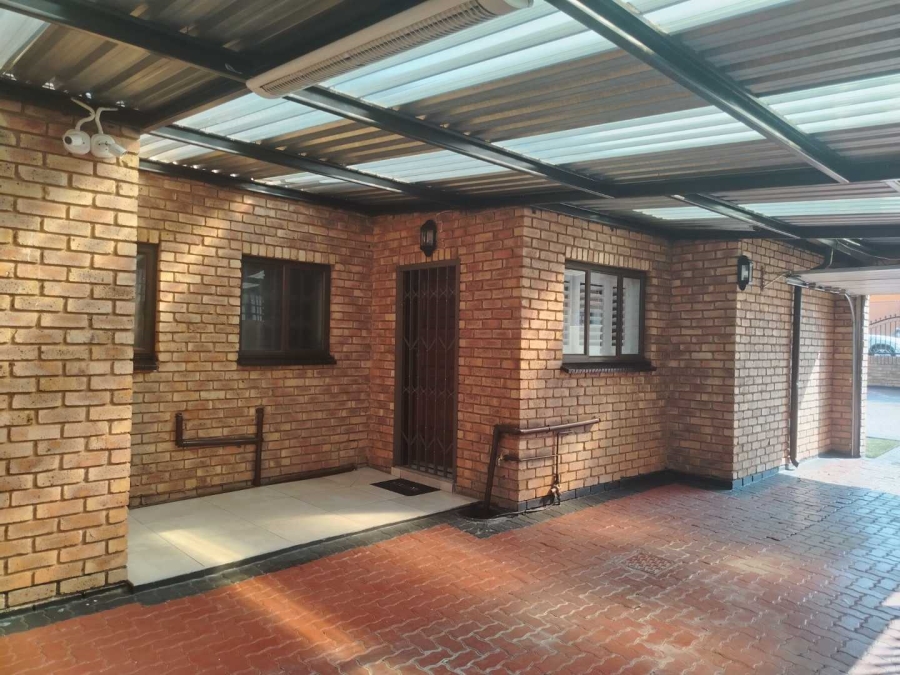 3 Bedroom Property for Sale in Atteridgeville Gauteng